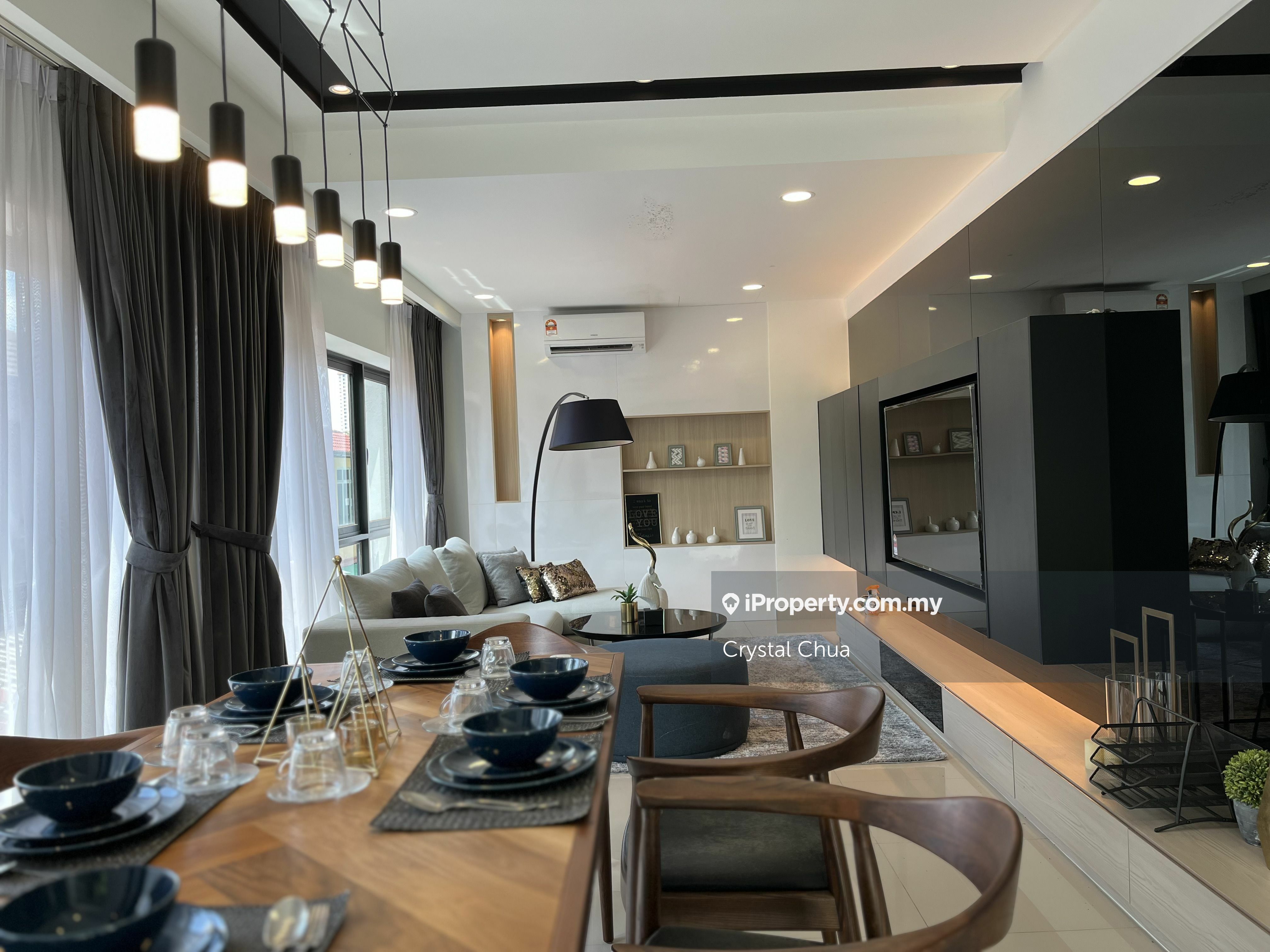 Villa Domus, Batu Caves Corner lot Townhouse 4+1 bedrooms for rent
