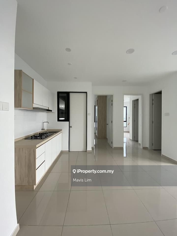Pinnacle, Sri Petaling
