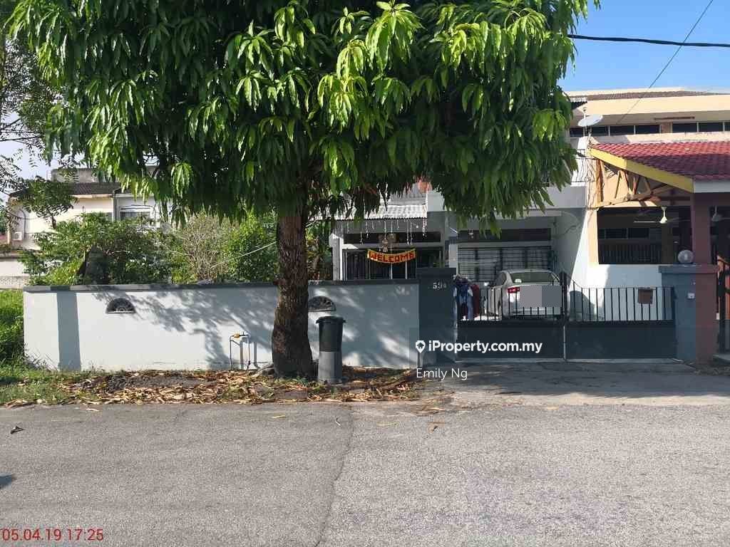 Taman Pelangi, Ayer Tawar Semidetached House 3 bedrooms for sale