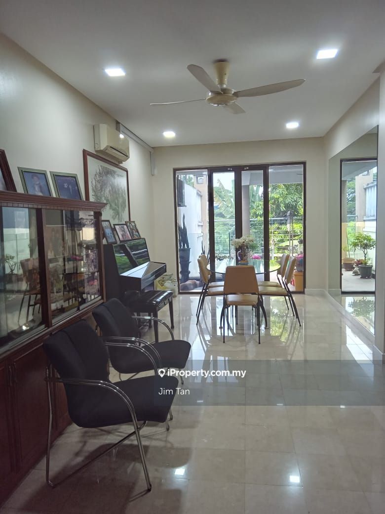 Danau Villa, Taman Desa Intermediate Semi-detached House 4+2 bedrooms ...