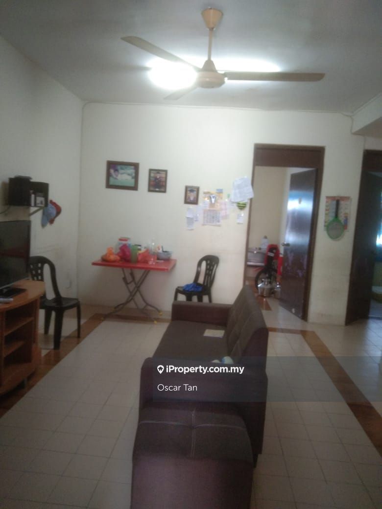 Glen Court Intermediate Flat 2 bedrooms for sale in Bandar Sungai Long
