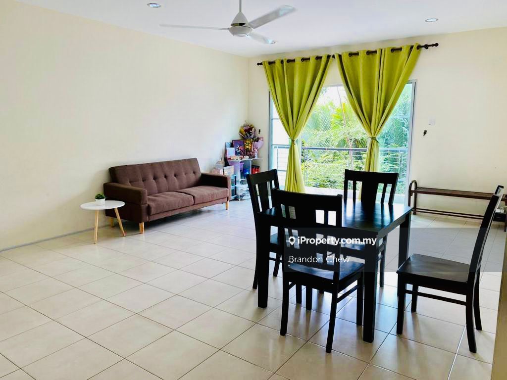 Riveria Bay Apartments Apartment 3 bedrooms for sale in Kuching