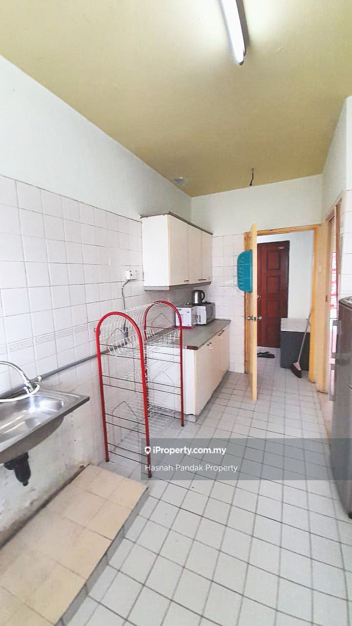 Delima J Apartment, Desa Pandan