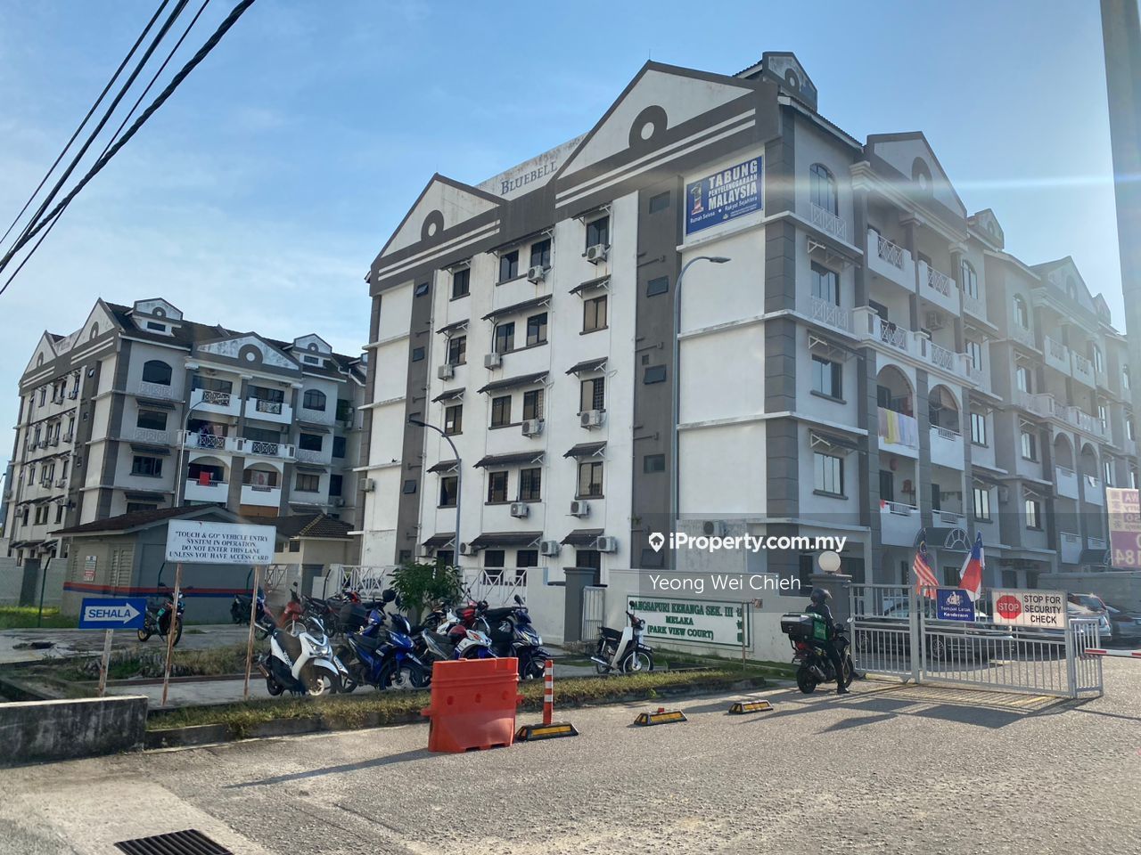 Kenanga (Park View Court) Intermediate Apartment 3 bedrooms for sale in