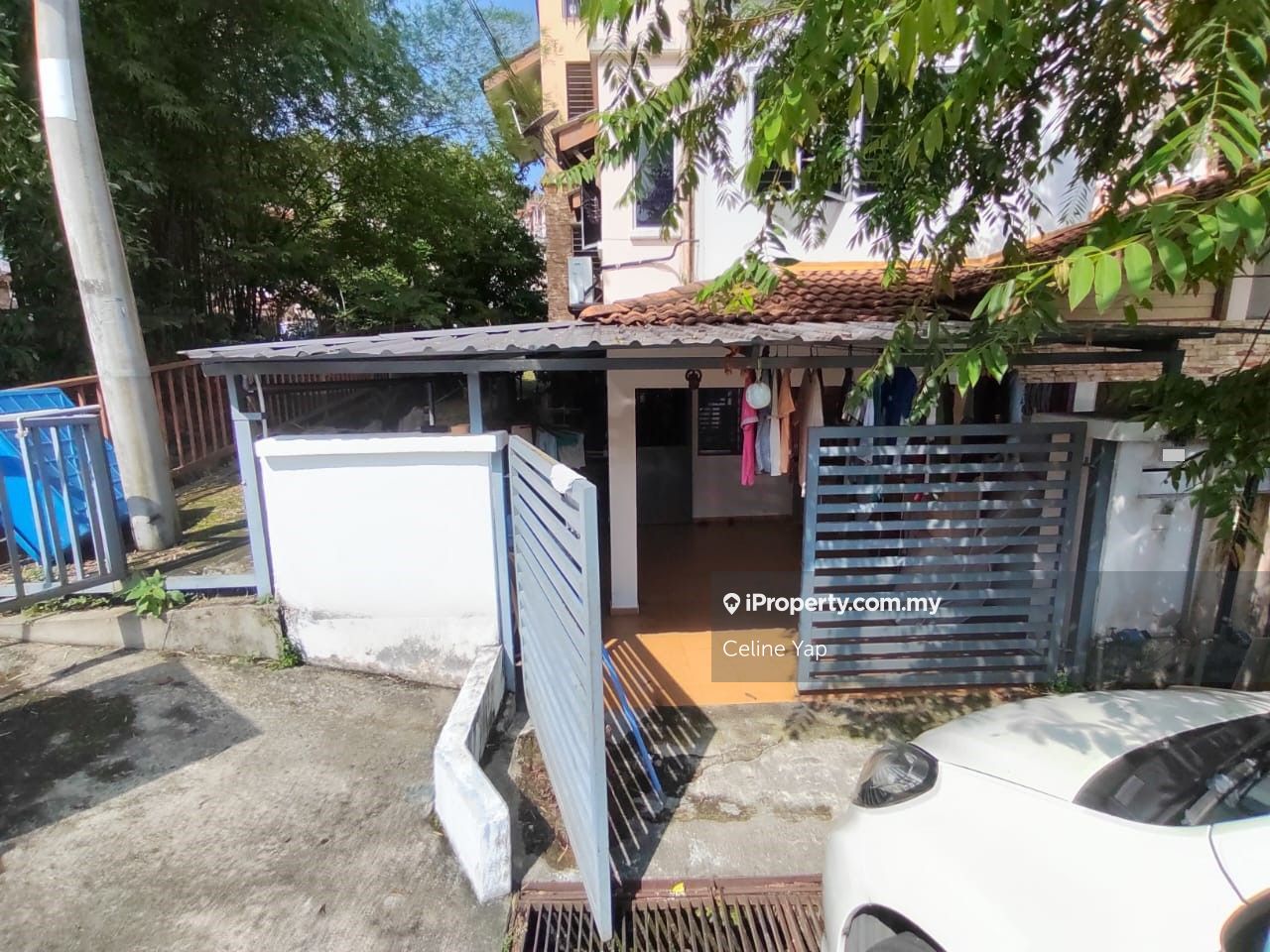 Taman Amansiara, Batu Caves, Batu Caves End lot Townhouse 3 bedrooms