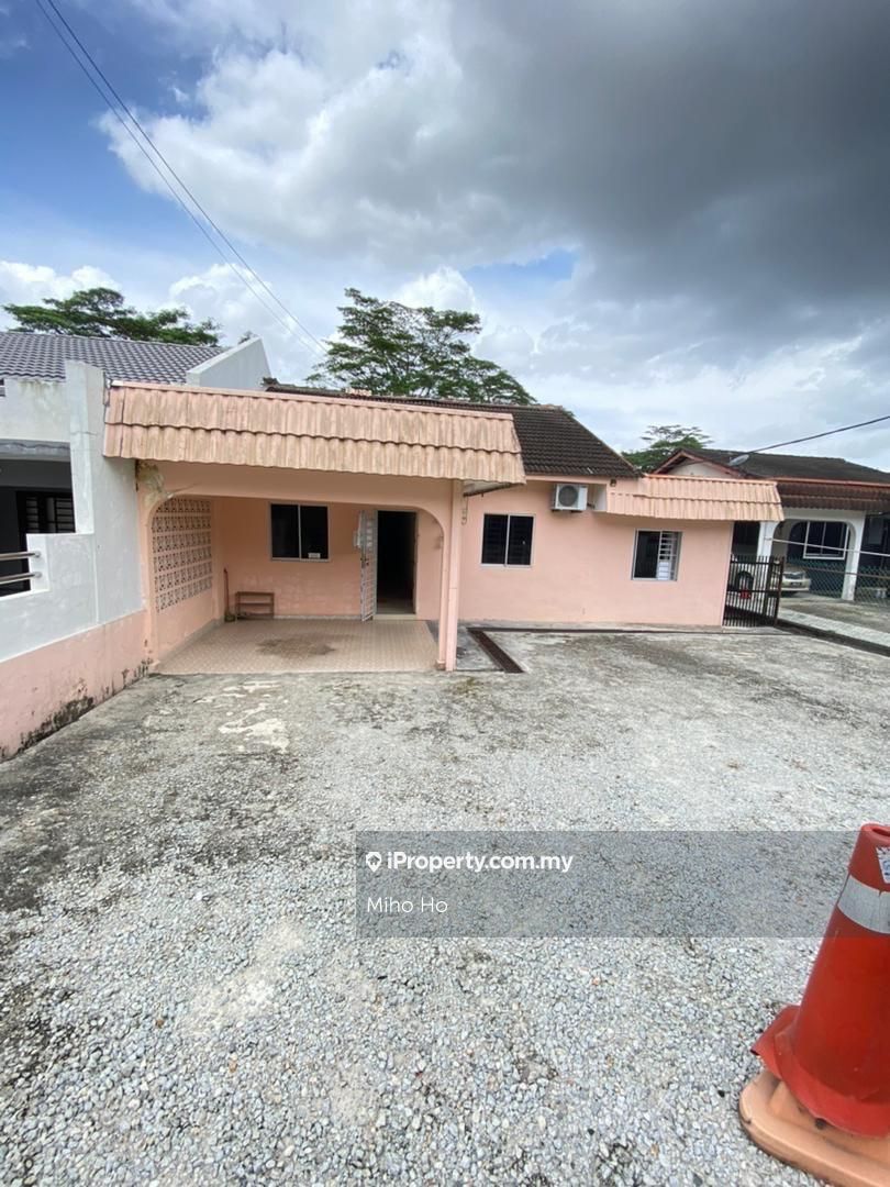 Kolam air, Johor Bahru