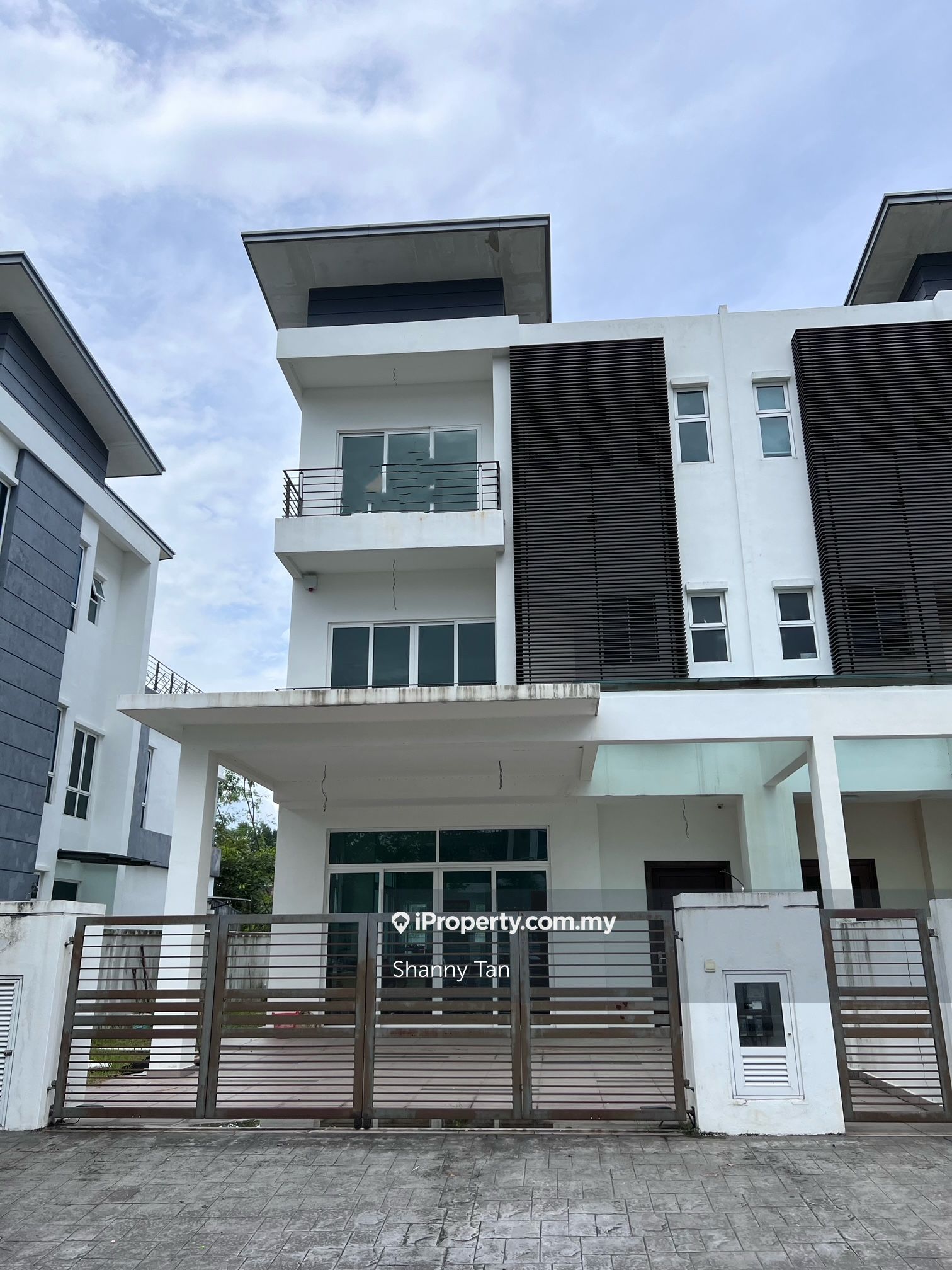 Suria Villa, Bandar Sungai Long, Bandar Sungai Long for sale