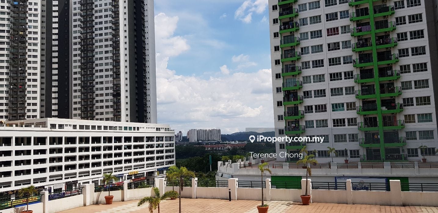 OUG Parklane, Jalan Klang Lama (Old Klang Road)