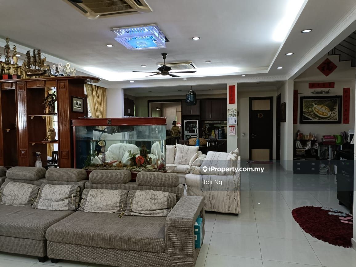 Semi-Detached House in Kuala Lumpur — photo 13 of 13