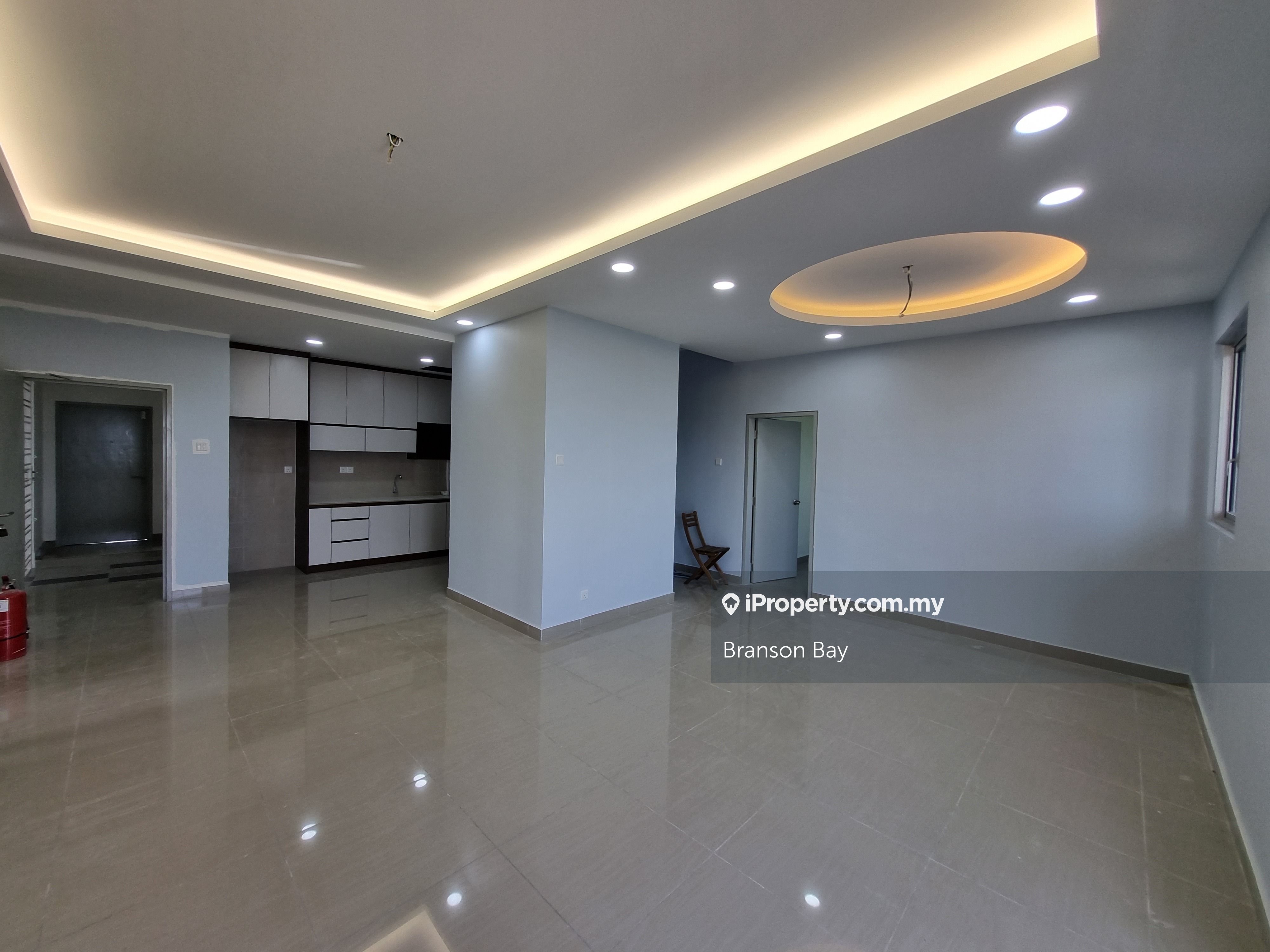 Skylake Residence Serviced Residence 4 bedrooms for sale in Puchong