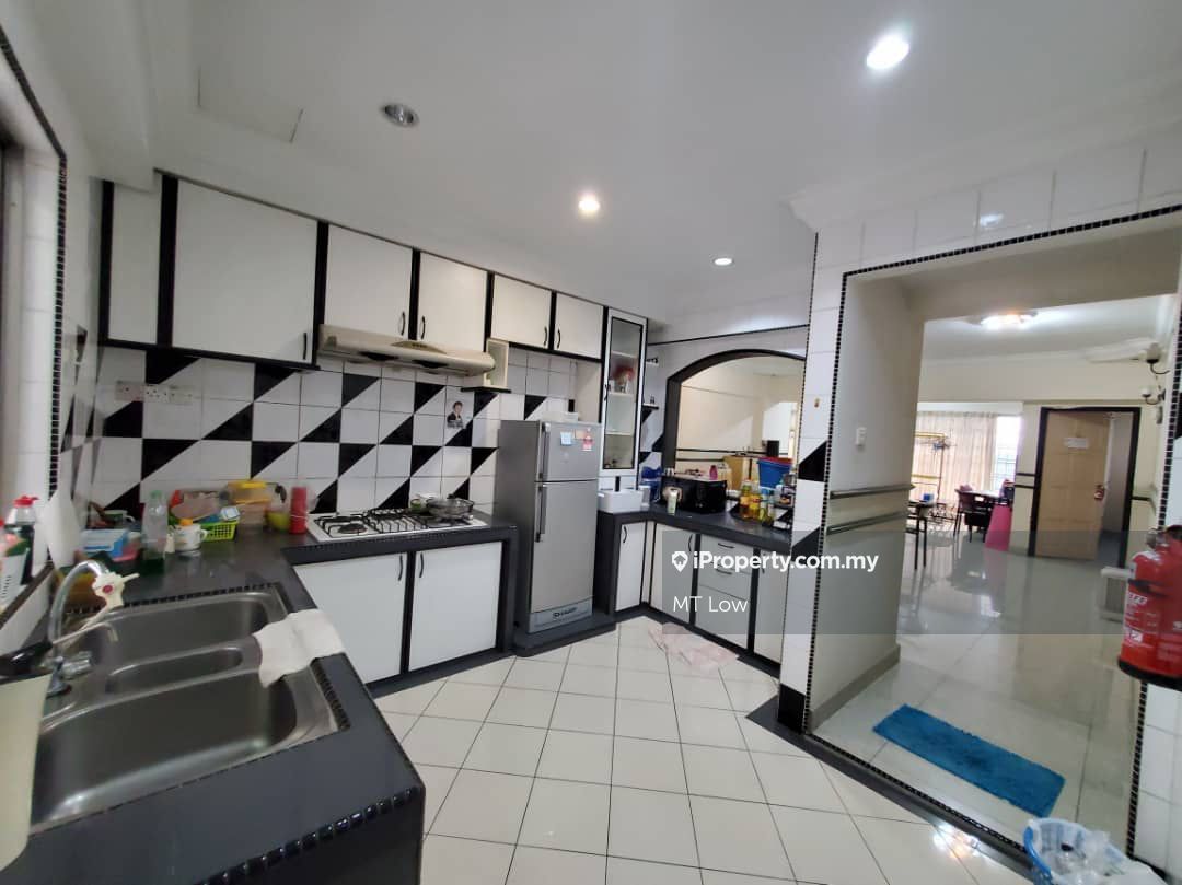 Vista Komanwel B Condominium 3 Bedrooms For Rent In Bukit Jalil, Kuala ...