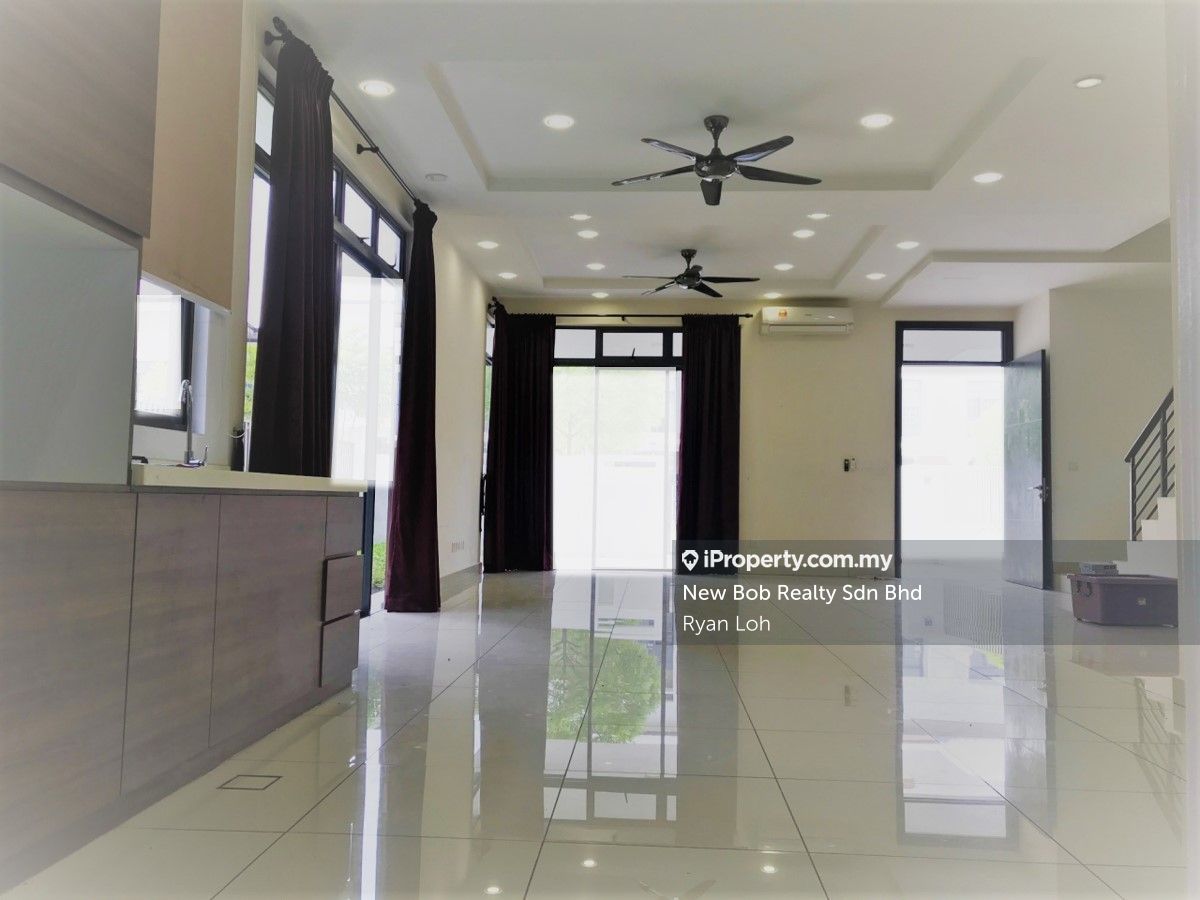 Valley West Horizon Hills Johor Bahru Intermediate 2 Sty Terrace Link House 4 Bedrooms For Sale Iproperty Com My