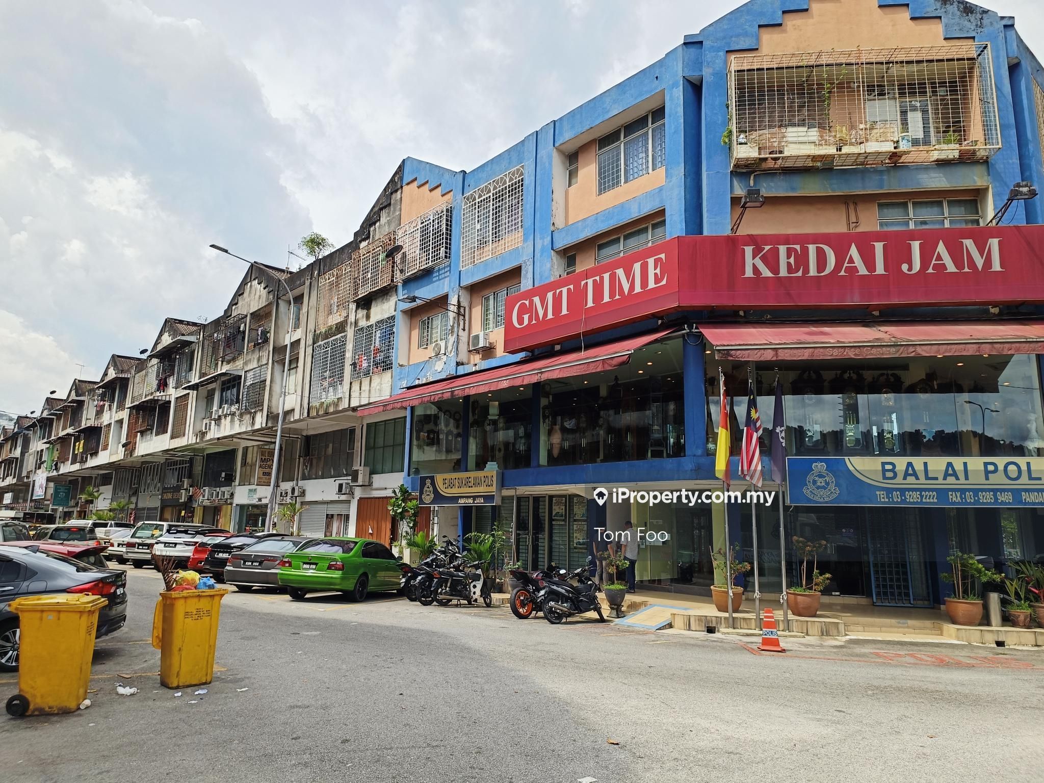 Taman Pandan Perdana Corner lot Flat 3 bedrooms for sale in Ampang