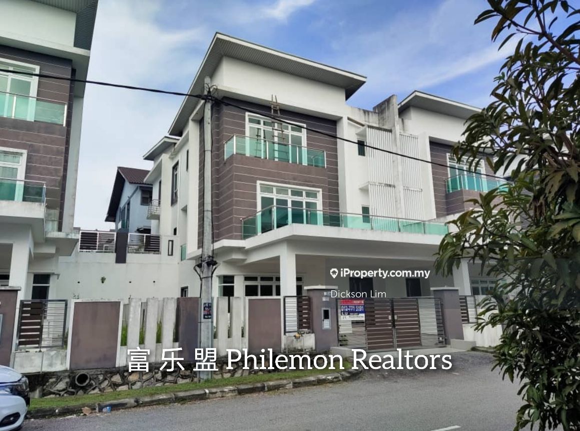 Taman Evergreen Height, Batu Pahat Intermediate Semidetached House 5