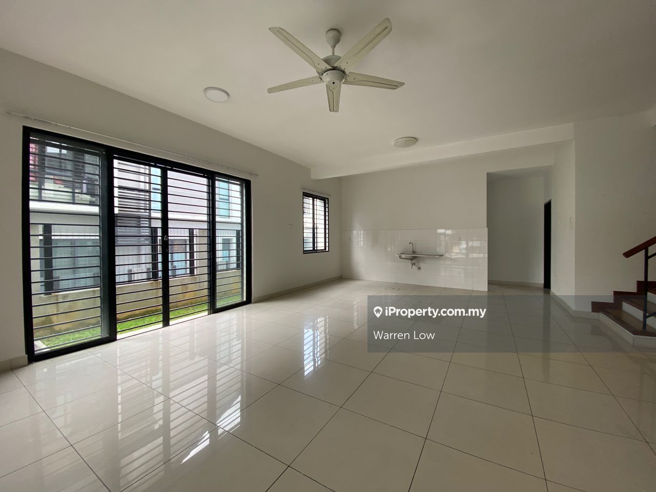 Saffron Hill, End lot unit, LAND 31x75, Denai Alam End lot 2sty