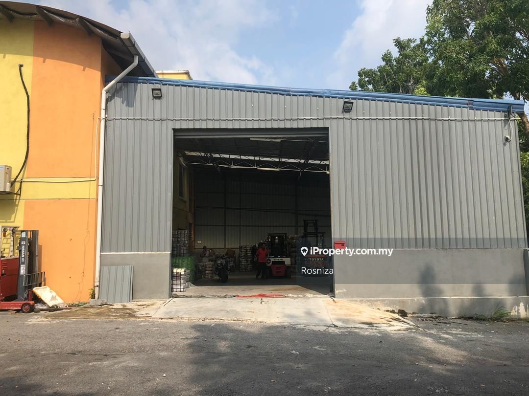 One And Half Storey Factory For Sale Corner Lot Detached Factory For Sale In Bangi Selangor Iproperty Com My