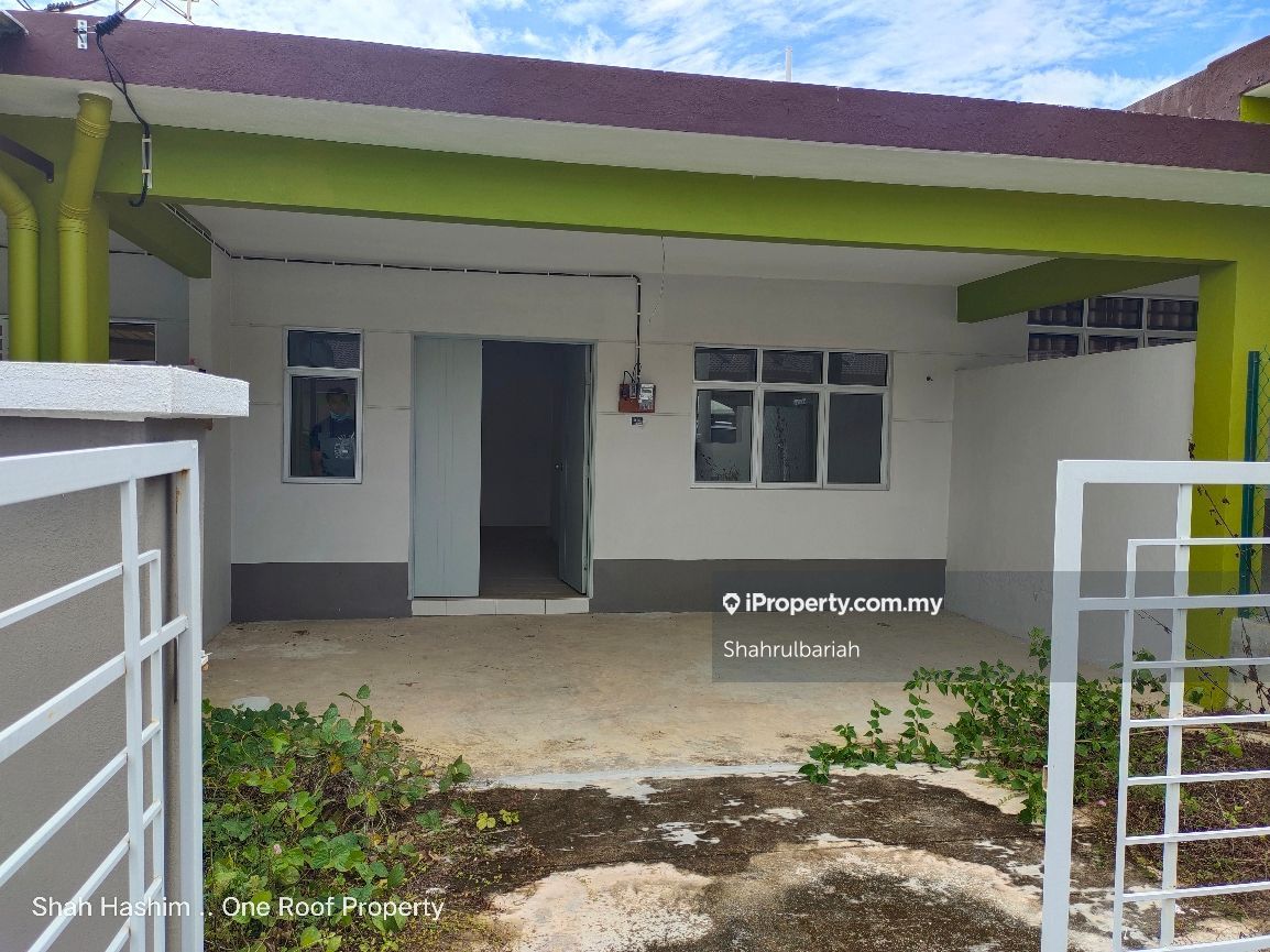 Kuala Sungai Baru 1sty Terrace/Link House 3 bedrooms for sale