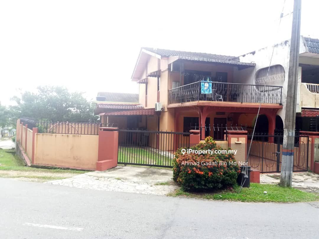 Sri Gombak Fasa 1 Gombak Corner Lot 2 Sty Terrace Link House 2 Bedrooms For Sale Iproperty Com My