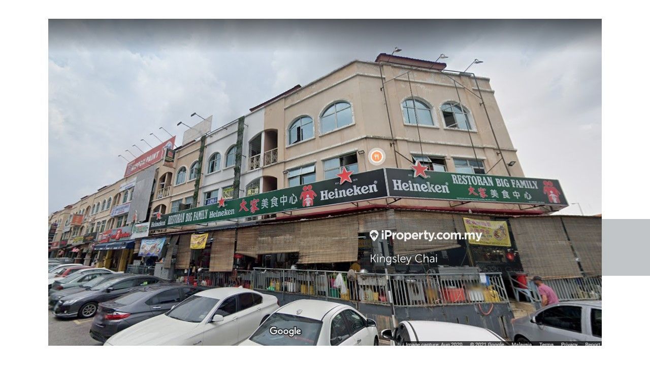 3 Storey Shop, Puteri 5/2, Facing Main Road, Bandar Puteri Puchong 