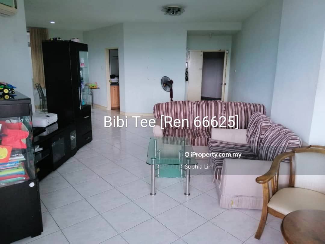 Desa Pines Apartment 3 bedrooms for rent in Kuching, Sarawak