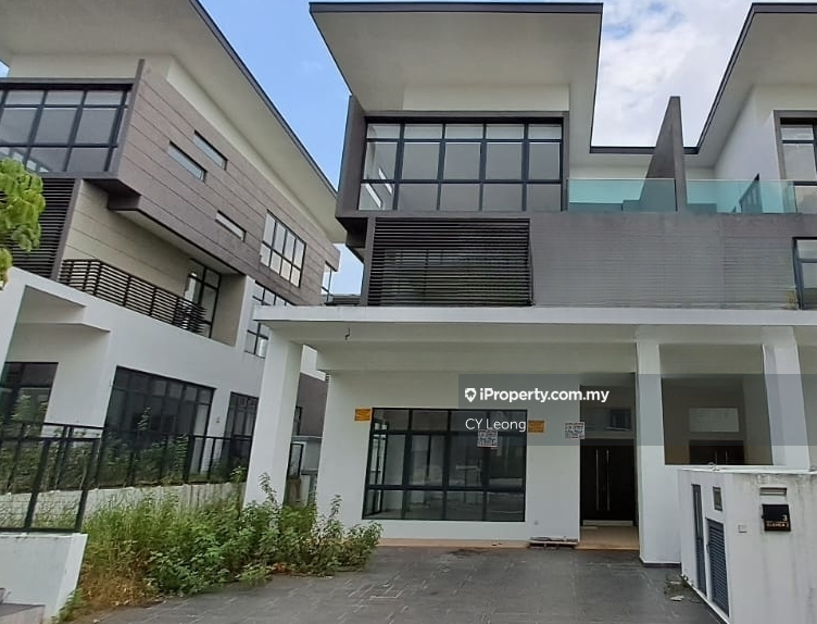 Shah Alam Semi-detached House 6 bedrooms for sale | iProperty.com.my