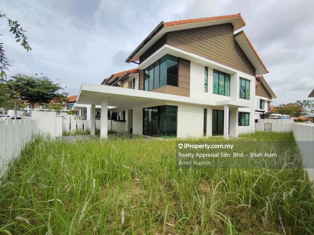 TARI 2 , Alam Impian End lot 2sty Terrace/Link House 5 bedrooms for