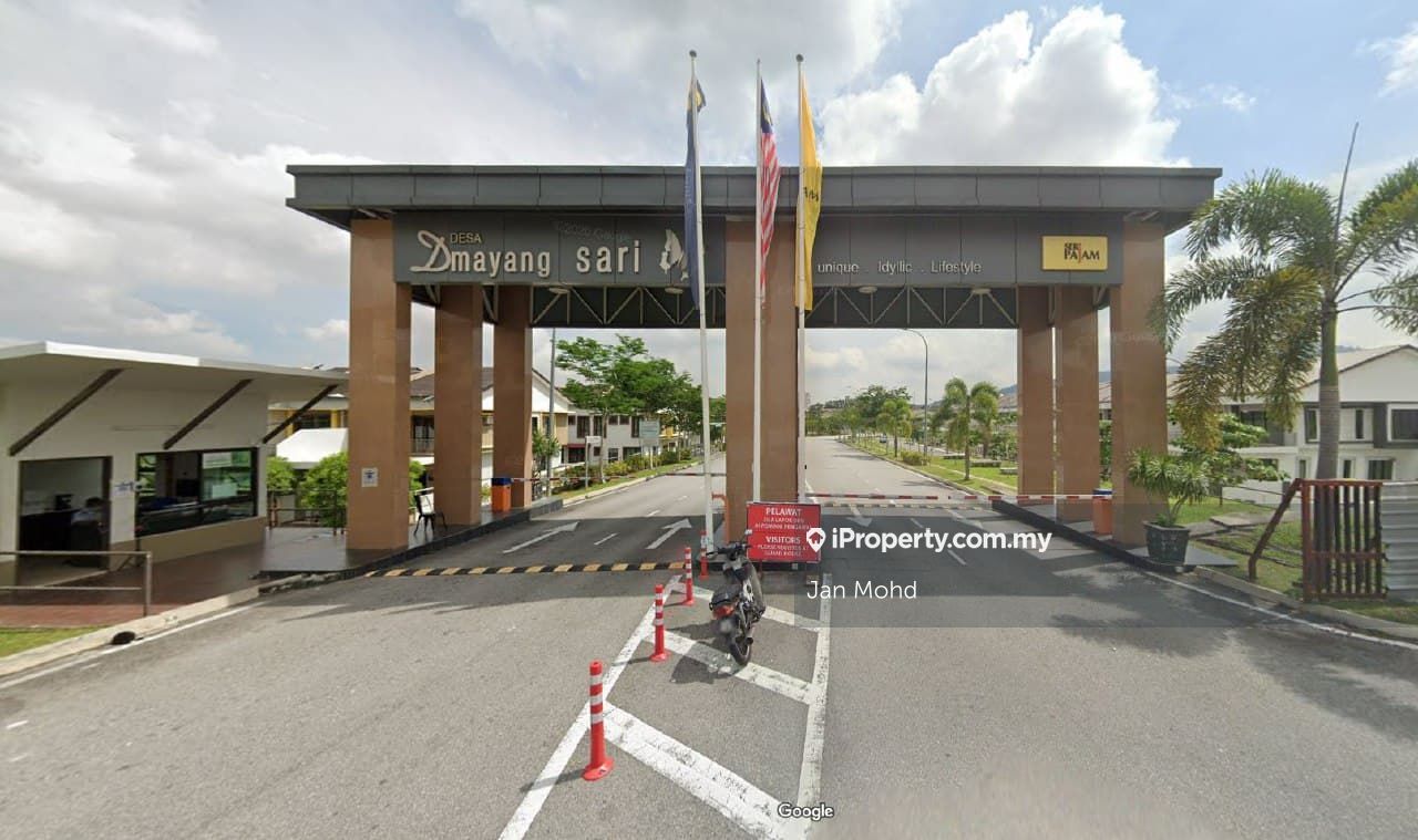 Bandar Baru Nilai , Nilai
