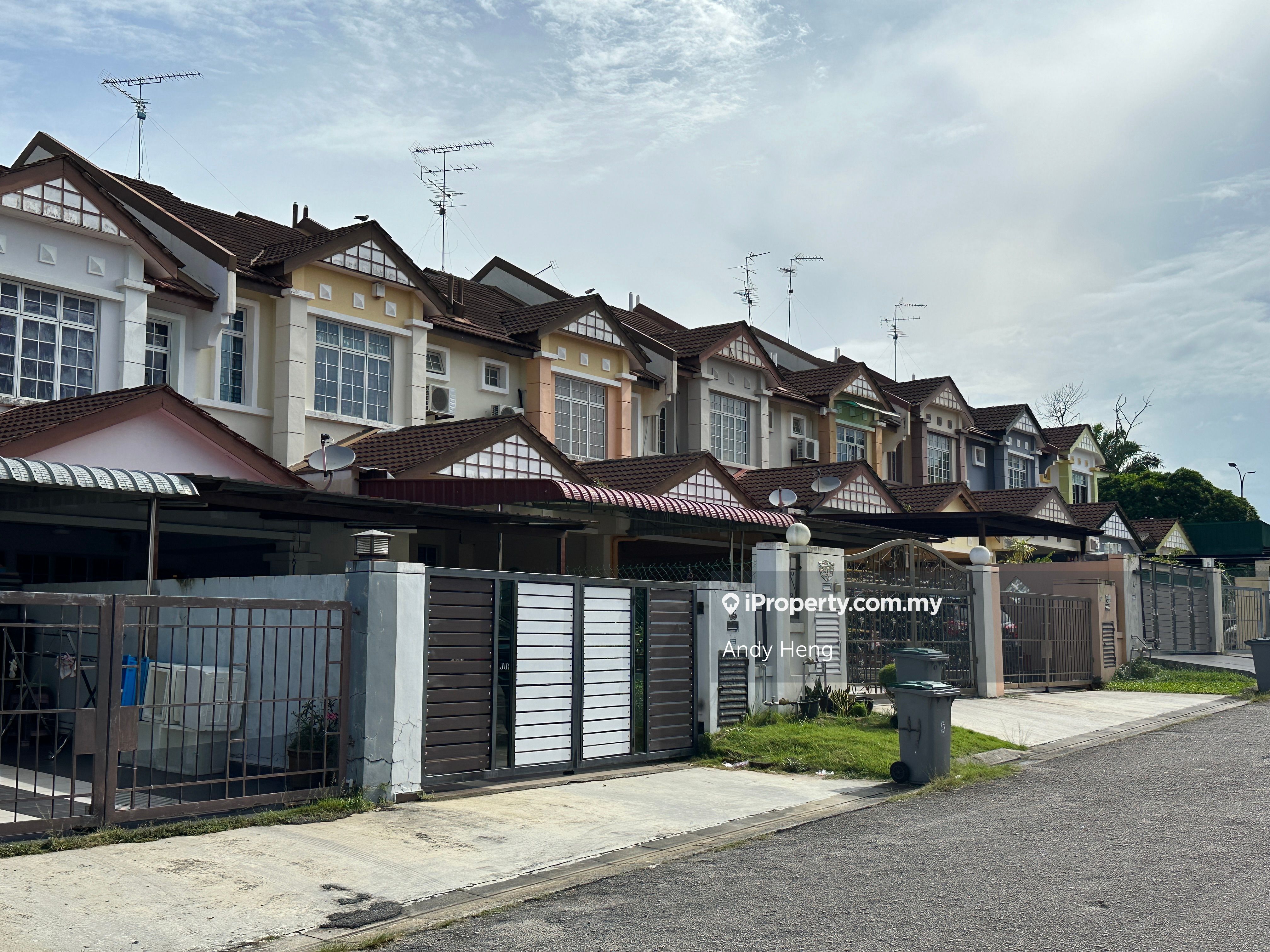 Setia Indah Intermediate 2sty Terrace/Link House 4 bedrooms for sale