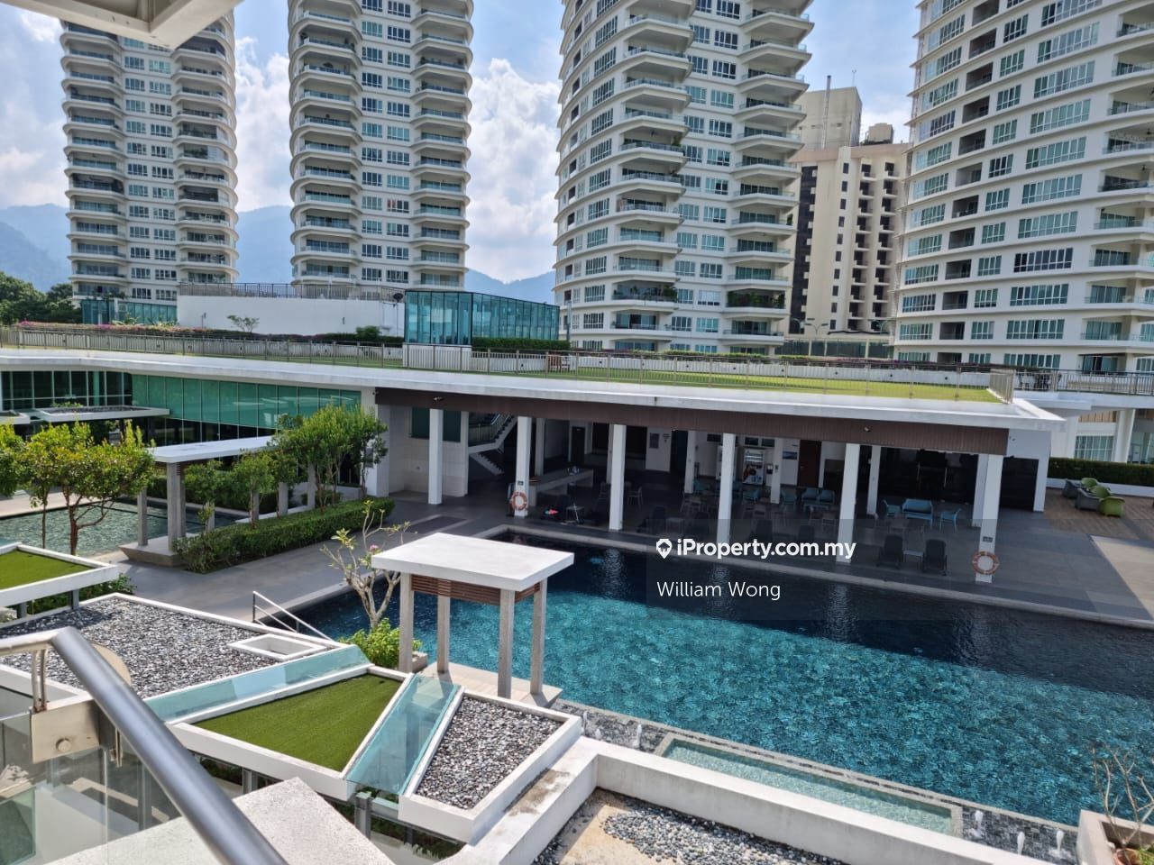 1 Tanjong Condominium Corner lot Condominium 4+1 bedrooms for sale in