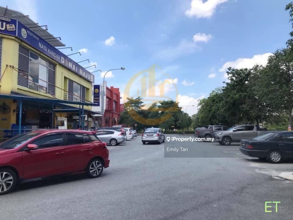 Corner Lot Ground Floor Shoplot Bandar Parklands Bukit Tinggi Klang