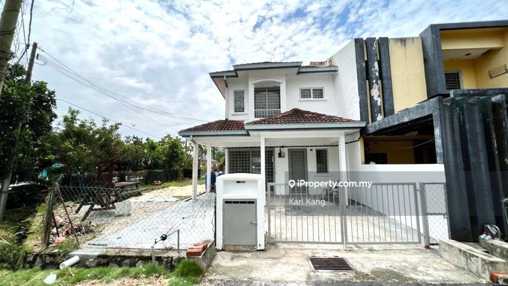 Taman Lestari Putra, Seri Kembangan 2-sty Terrace/Link House 4 bedrooms ...