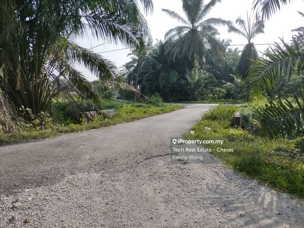 8 acres land @ Bukit Changgang, Kuala Langat, Dengkil