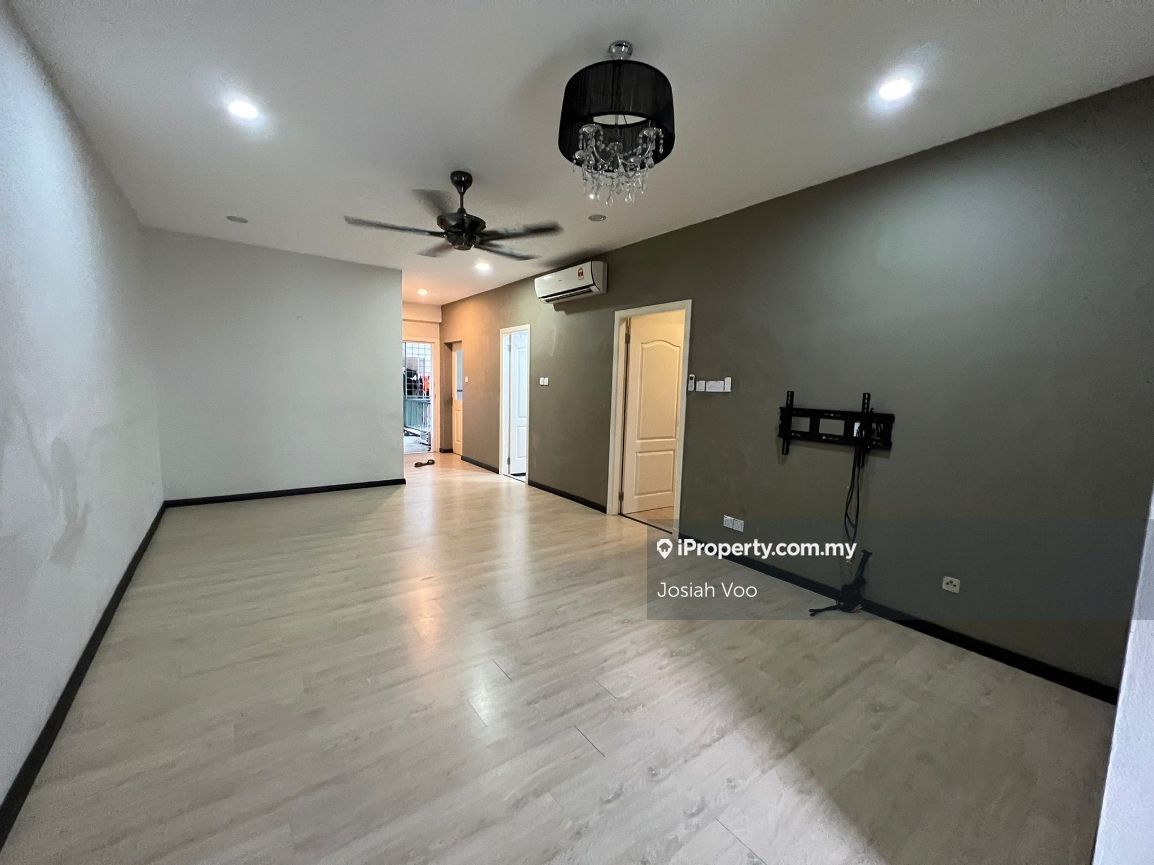 Indah Court Likas Apartment 3 bedrooms for rent in Kota Kinabalu, Sabah