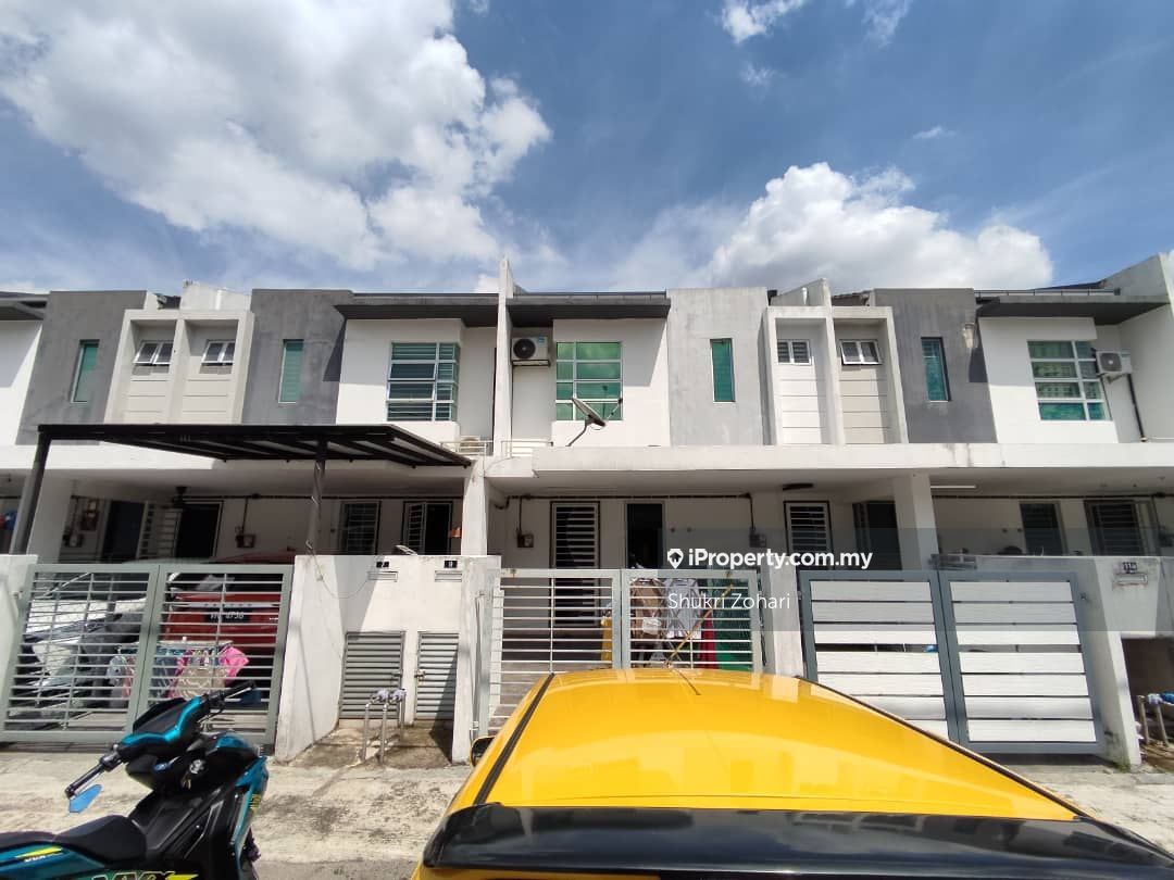 Townhouse Taman Semenyih Mewah Fasa 3, Semenyih Intermediate Townhouse ...