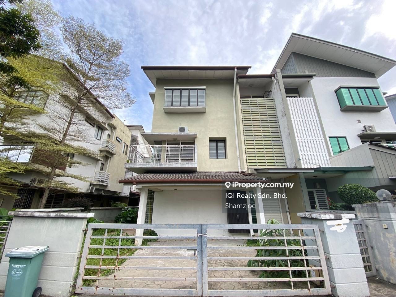 LAMAN RESIDENCE SRI UTARA KIPARK BATU CAVES, Batu Caves