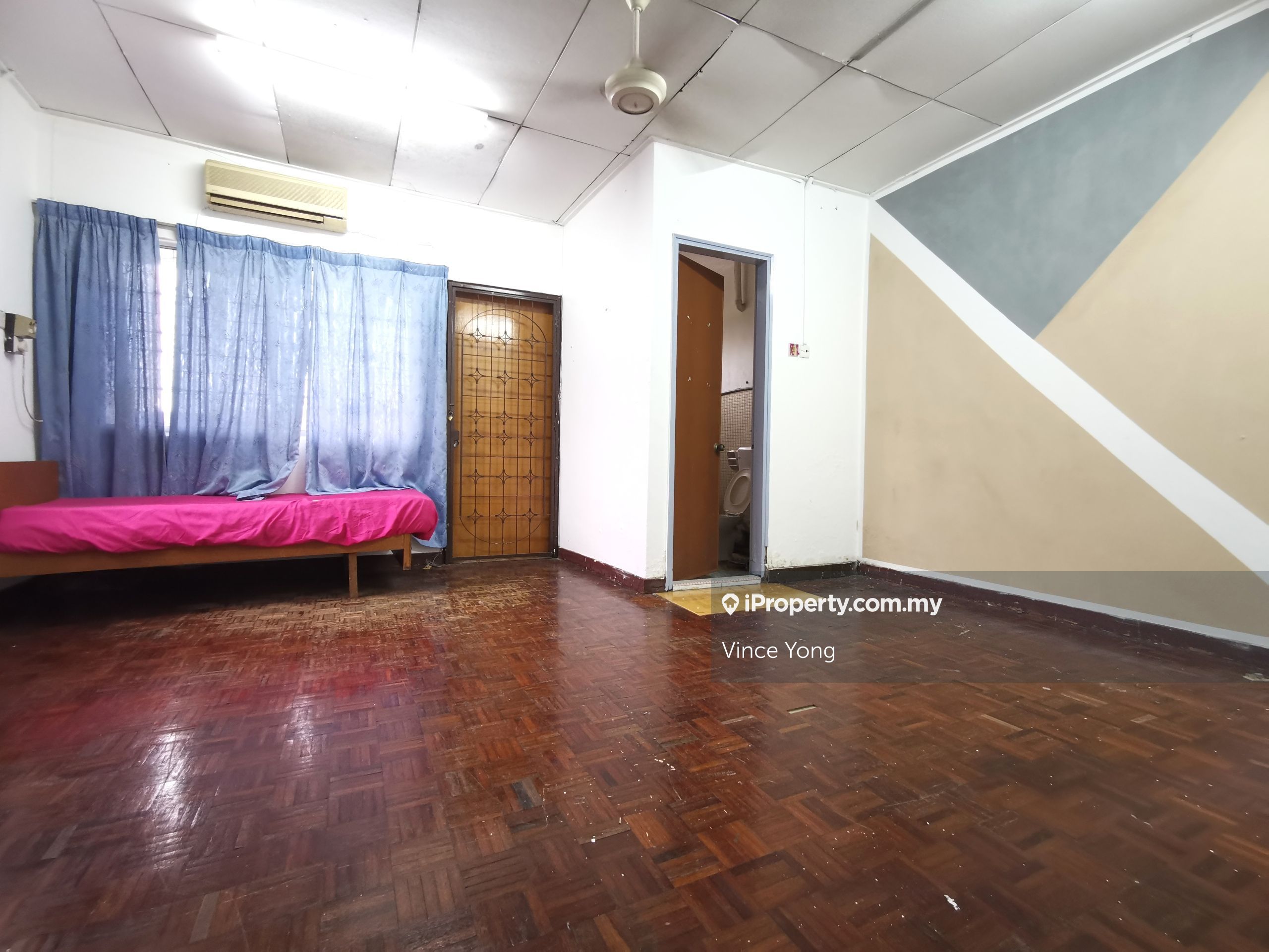 Damansara Intan 2sty Terrace/Link House 1 bedroom for rent iProperty