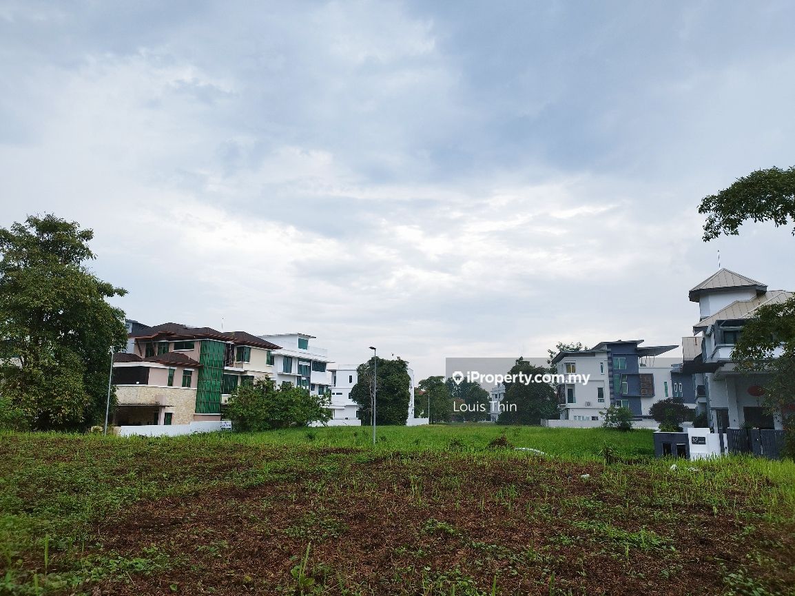 Bluewater The Mines Country Height Parade Senja, Seri Kembangan for