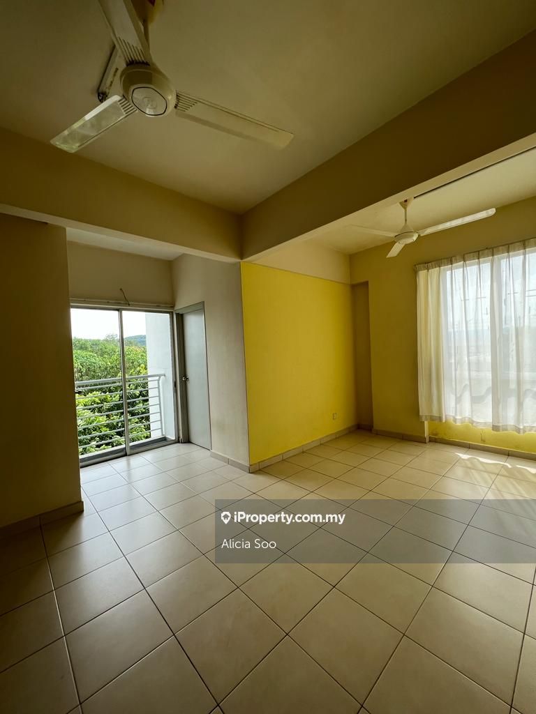 Suria Apartment Apartment 3 bedrooms for rent in Kota Damansara