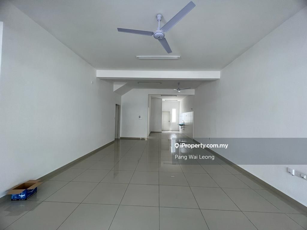 Double Storey Terrace House, Laman Sendayan, Bandar Sri Sendayan for