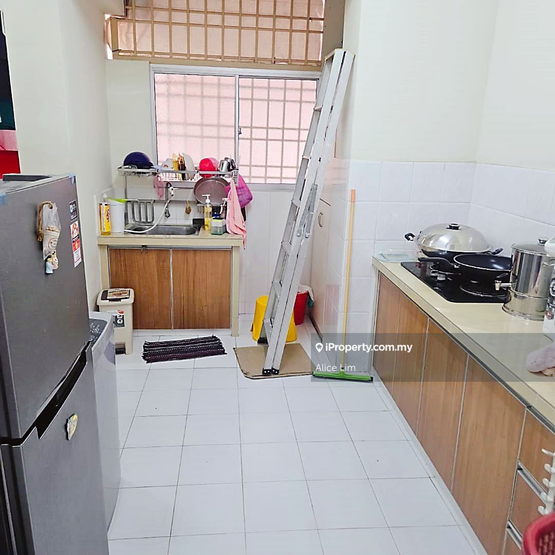 Kingfisher Series Apartment 3 bedrooms for sale in Jelutong, Penang