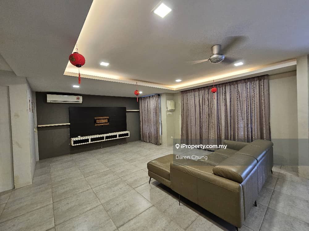 Jalan Song Semi D For Rent, Kuching Semidetached House 5 bedrooms for