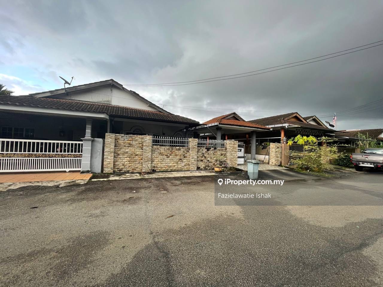 SemiD Taman Impian Kuantan Renovated, Kuantan Semidetached House 4