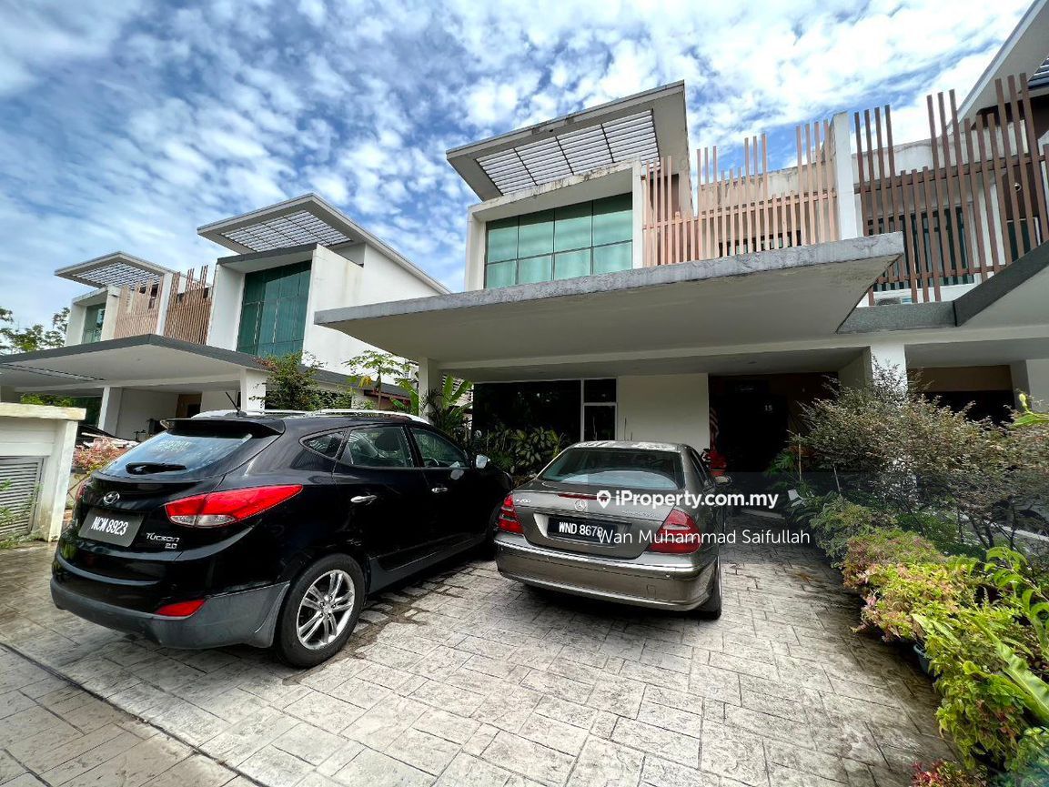 Garden Residence, Cyberjaya Intermediate Semidetached House 4+1