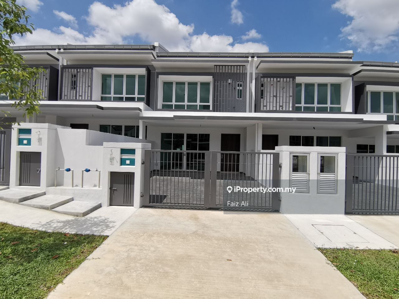 Serenia City Dengkil Intermediate 2 Sty Terrace Link House 4 Bedrooms For Sale Iproperty Com My