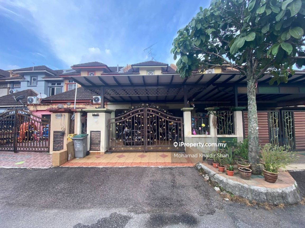 Taman Bukit Dahlia, Pasir Gudang Intermediate 2sty Terrace/Link House
