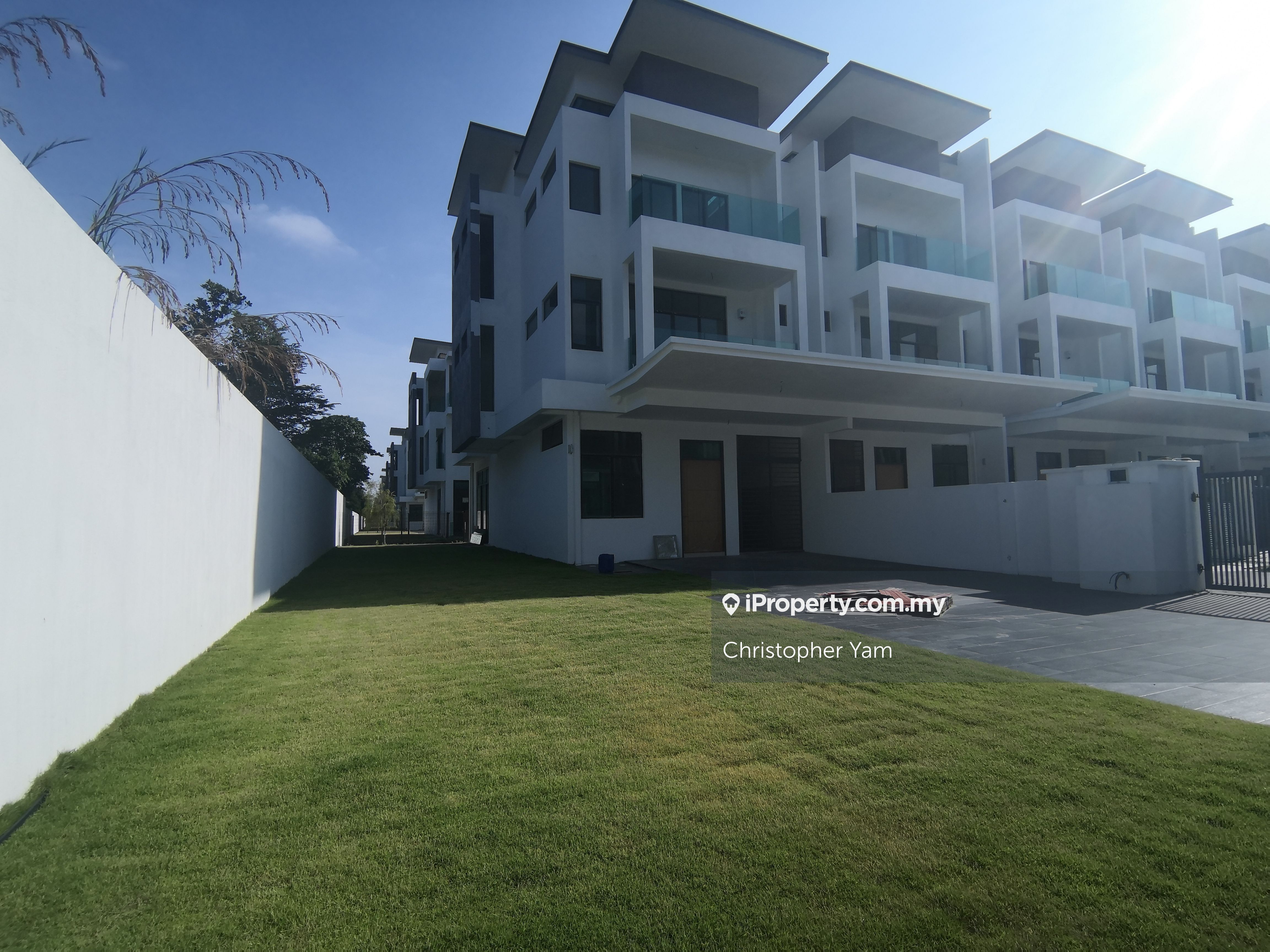 Reflexion Xania Superlink Puchong Corner House, Puchong for sale