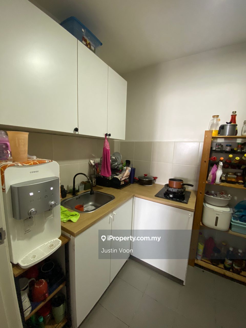 Tuan Residency Serviced Residence 3 bedrooms for sale in Jalan Kuching