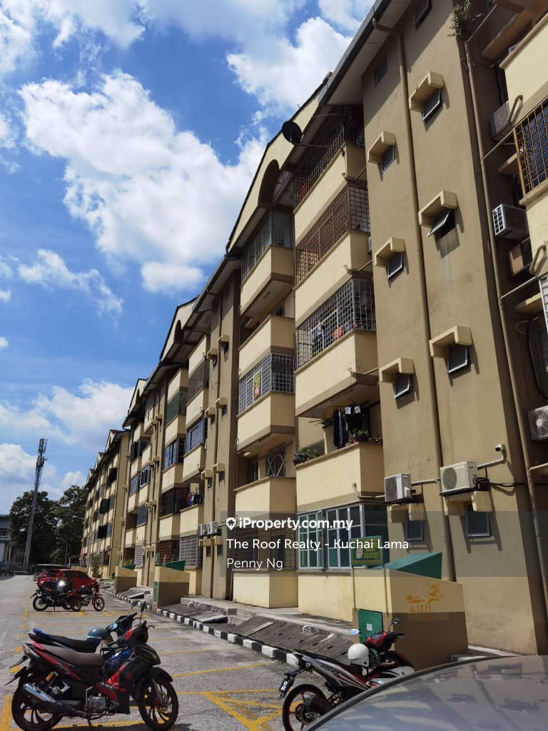 Subang Perdana Goodyear Court 1 Intermediate Apartment 3 bedrooms for