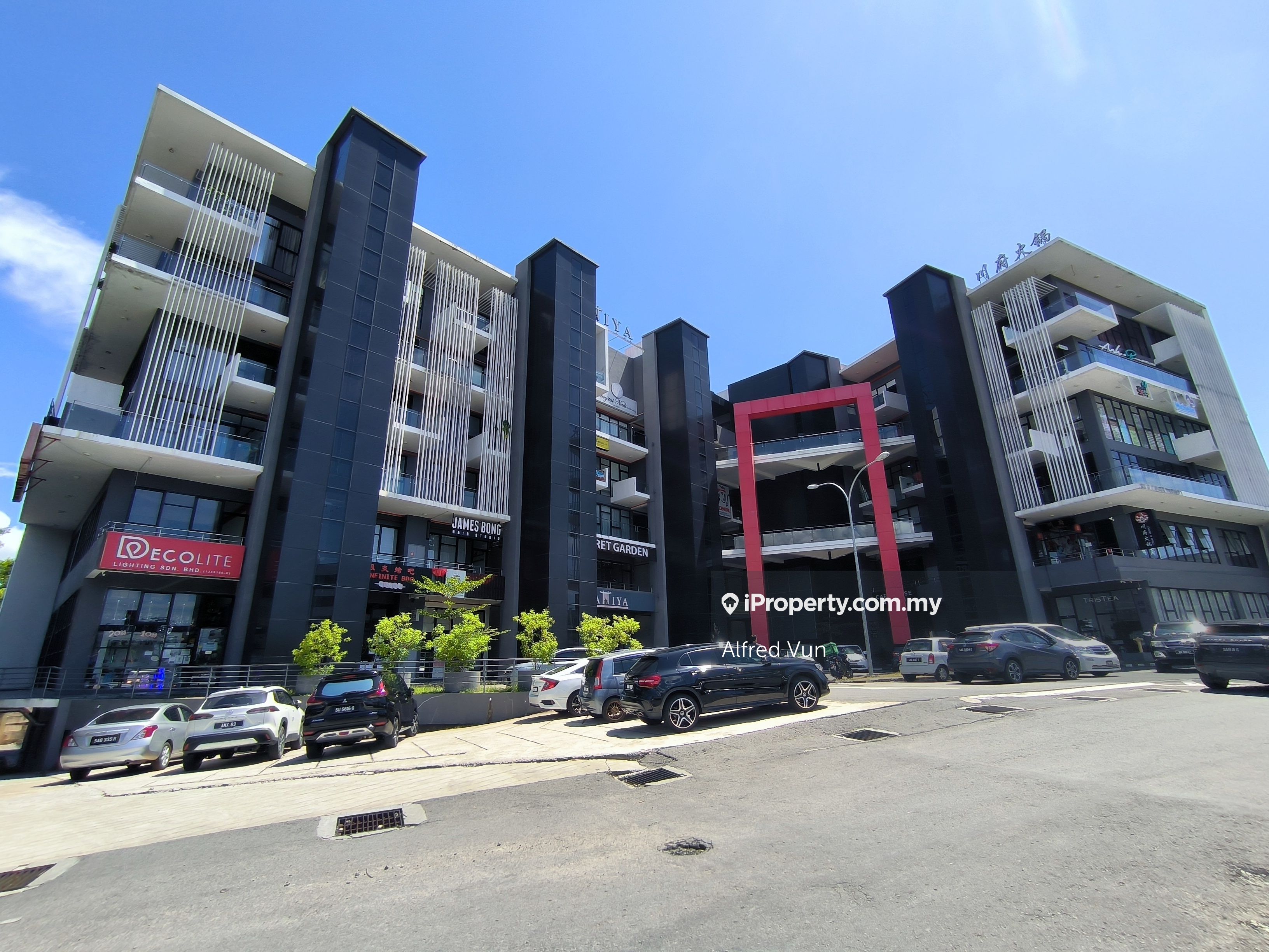 Penampang Towering Industry Centre Wisma Langat Office Lot, Penampang, Kota Kinabalu Corner