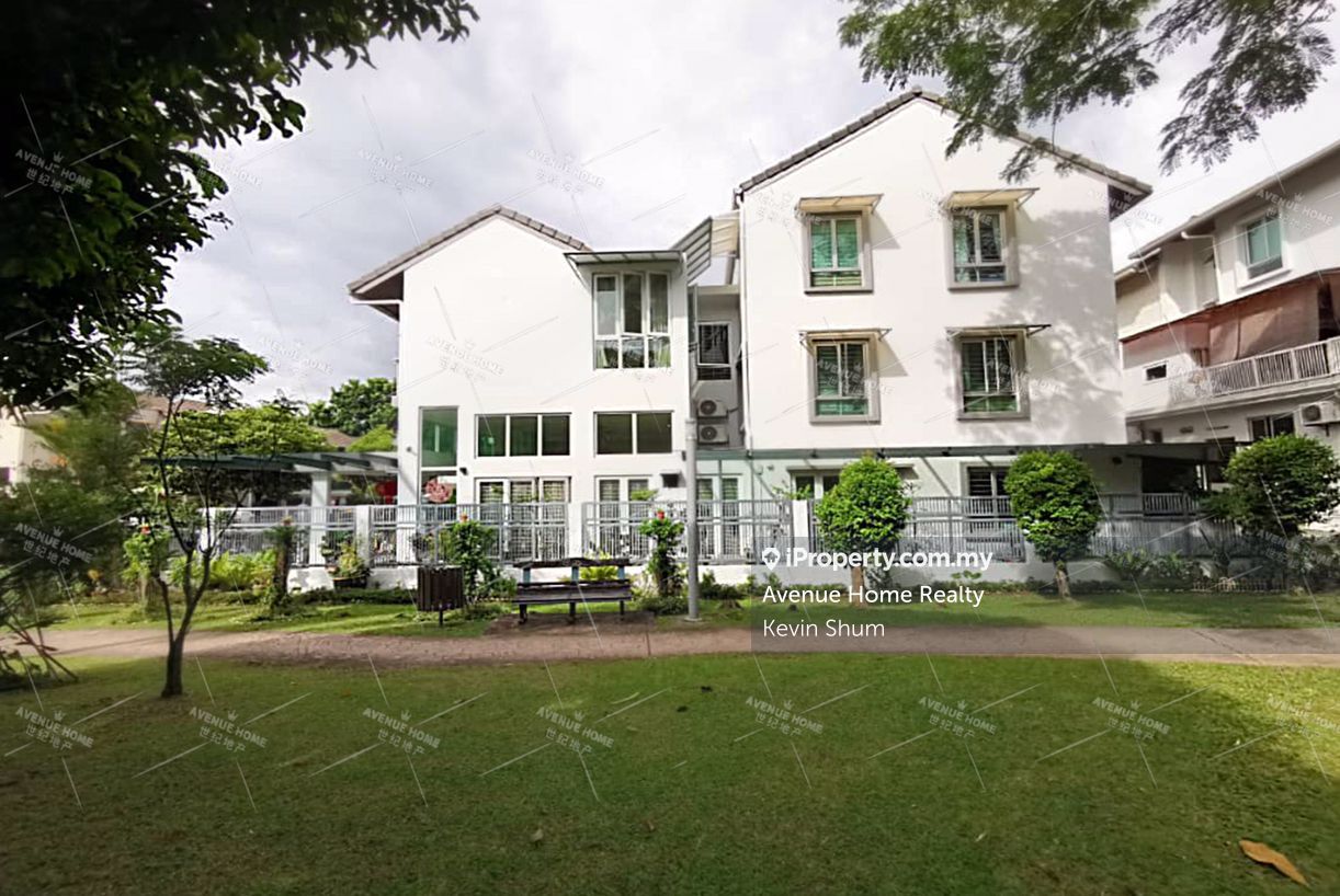 Bukit Mandarina Fasa 1, Taman Connaught, Cheras Corner lot 2.5sty